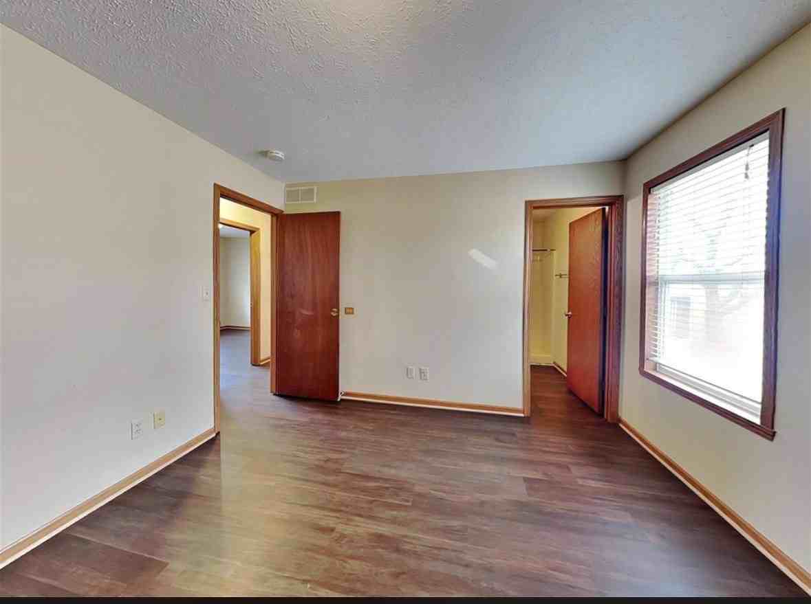 6615 W Gate Ct - Photo 7 of 10