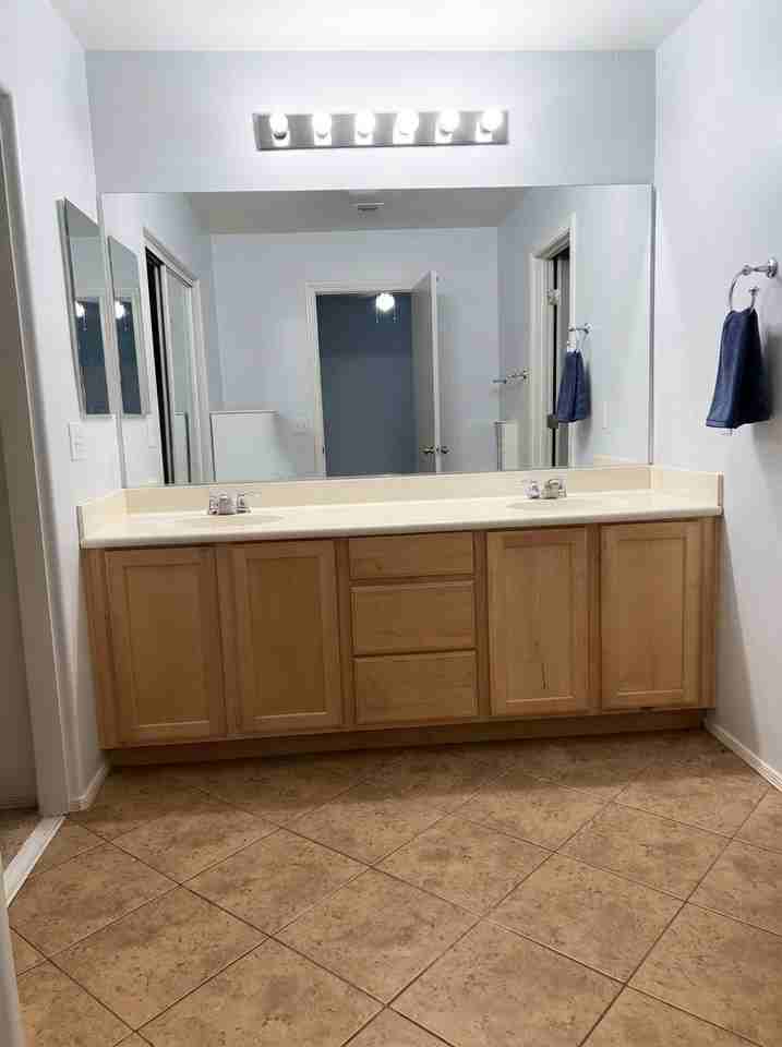 6055 S Cedar Elm Ln - Photo 2 of 20