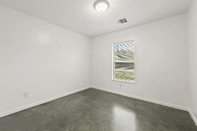 112 Tyler Dr - Photo 5 of 15