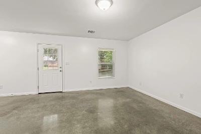 112 Tyler Dr - Photo 7 of 15