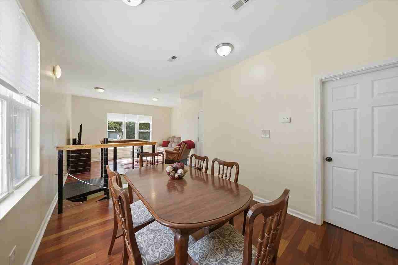6735 S Eberhart Ave #1 - Photo 6 of 11