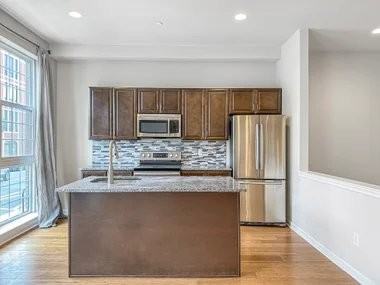 2418 Frankford Ave #B - Photo 2 of 11
