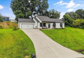 featured image of 126 Zoe Cir