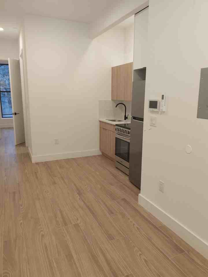 78 West 126th Street - Photo 4 of 28