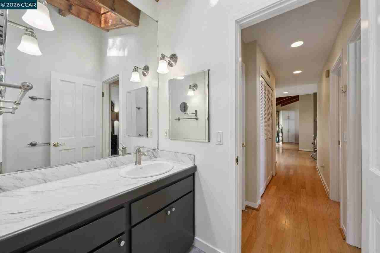 66 Bridge Rd - Photo 4 of 29