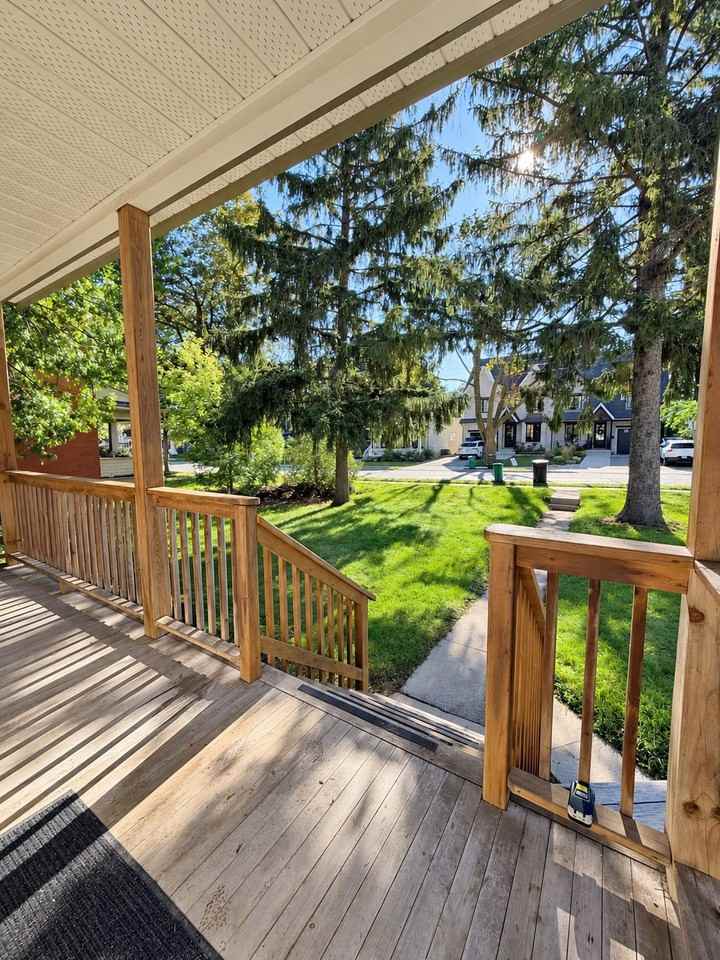 70 William Street West #4 - Photo 3 of 19
