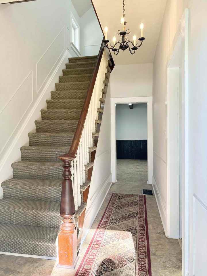 70 William Street West #4 - Photo 4 of 19