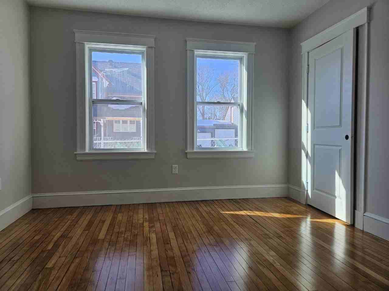 9 Victoria St #1 - Photo 3 of 5