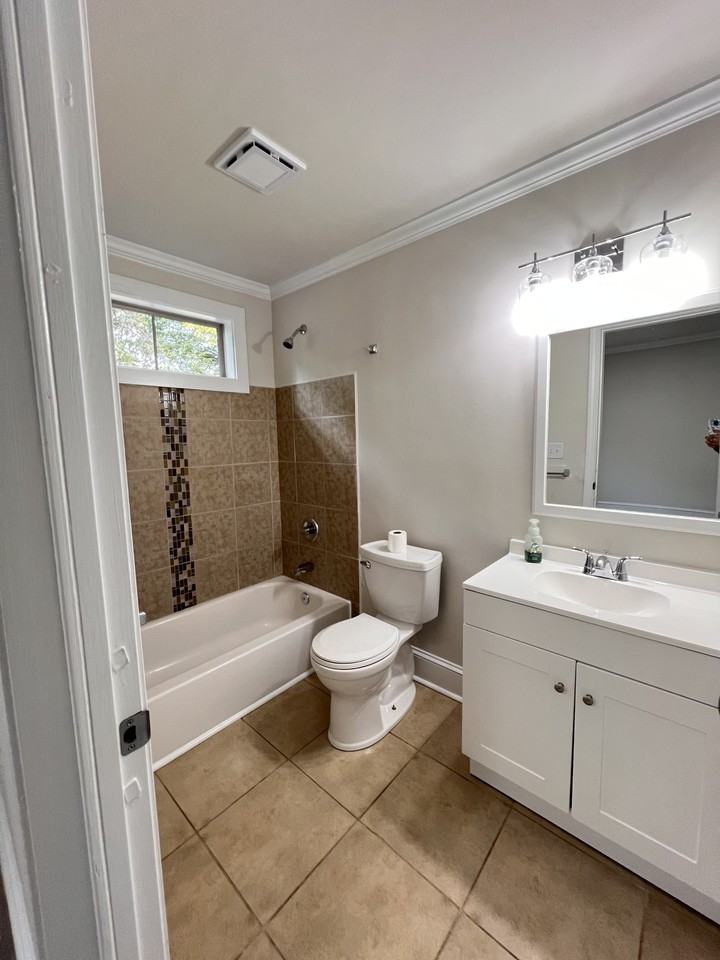 134 W Church St #NA - Photo 6 of 8
