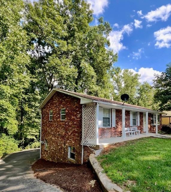 1210 Pinebrook Cir #NA - Photo 2 of 16