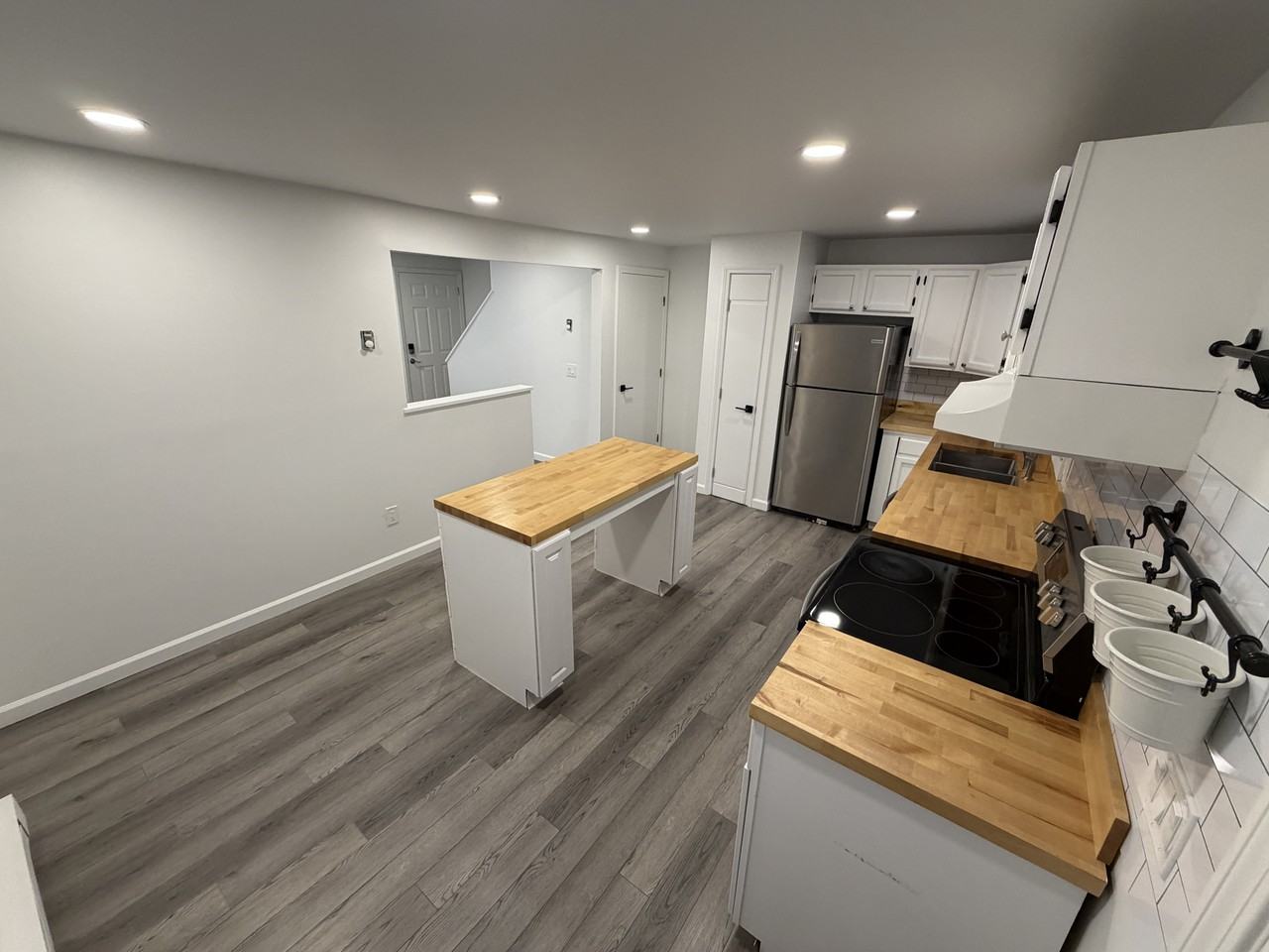 52 Price St #B - Photo 6 of 24