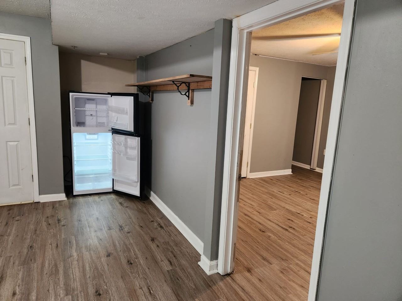 16112 Mcconnell Dr #NA - Photo 3 of 17