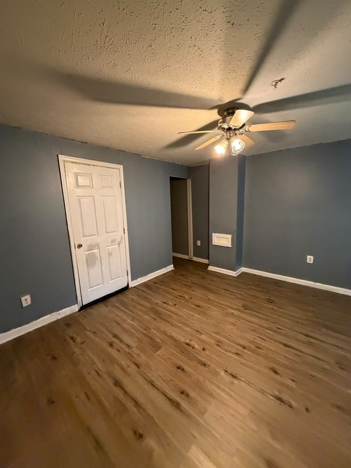 16112 Mcconnell Dr #NA - Photo 7 of 17