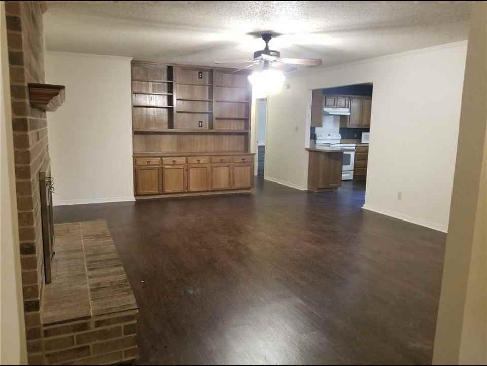 1404 San Gabriel Dr #NA - Photo 2 of 17