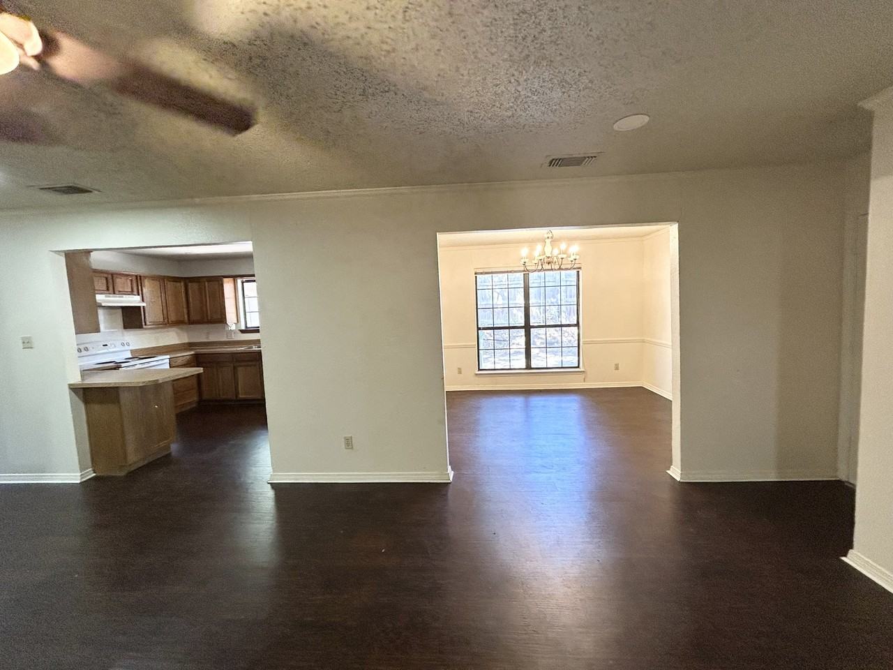 1404 San Gabriel Dr #NA - Photo 4 of 17
