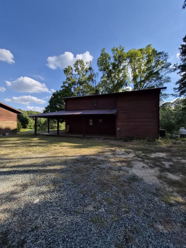 244 Deerfield Rd #NA - Photo 2 of 18