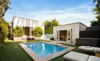 featured image of 327 N Edinburgh Ave #NA