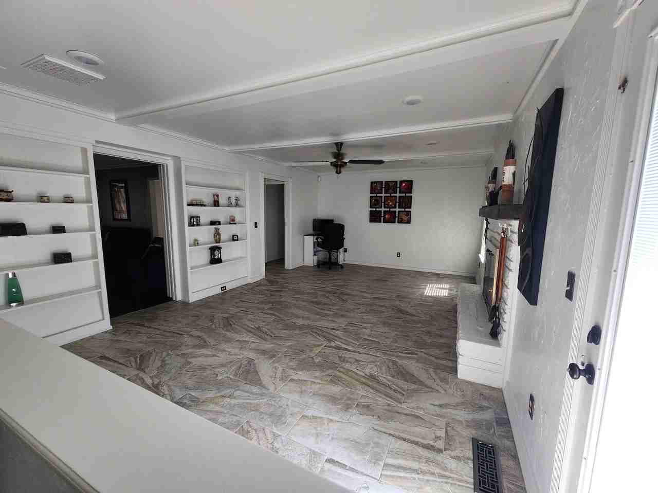 4907 N Vermont Ave #NA - Photo 6 of 25
