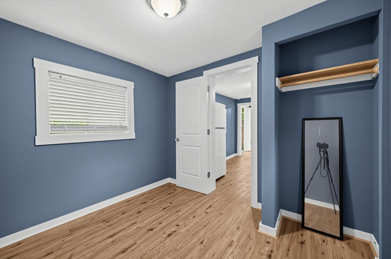 311 S Baker St #C - Photo 2 of 15