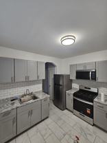 204 Eastern Parkway #1R - Photo 1 of 1