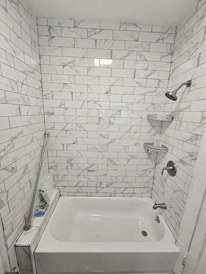 204 Eastern Parkway #1R - Photo 5 of 10