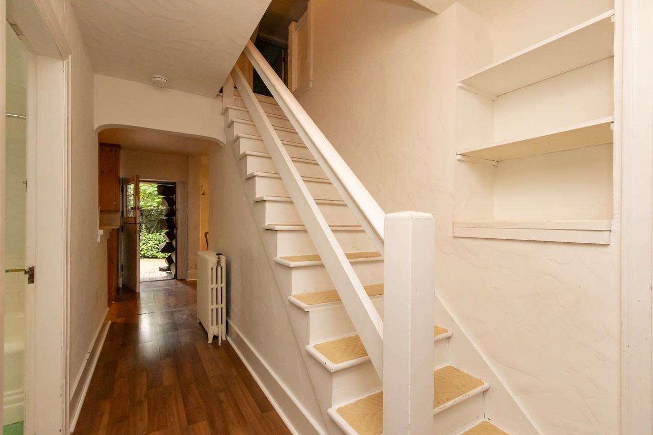 5252 Marine Drive - Photo 5 of 29