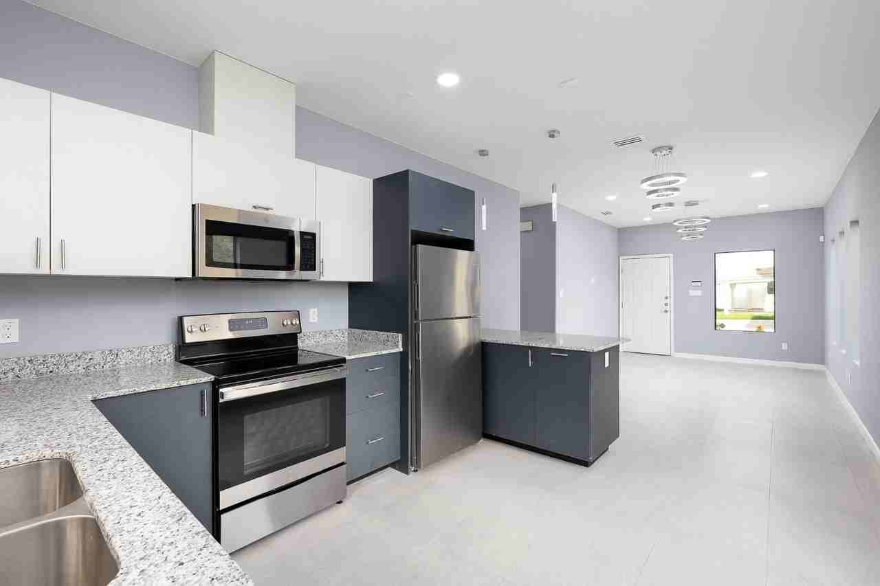 826 S Michigan St #3B2B - Photo 4 of 10