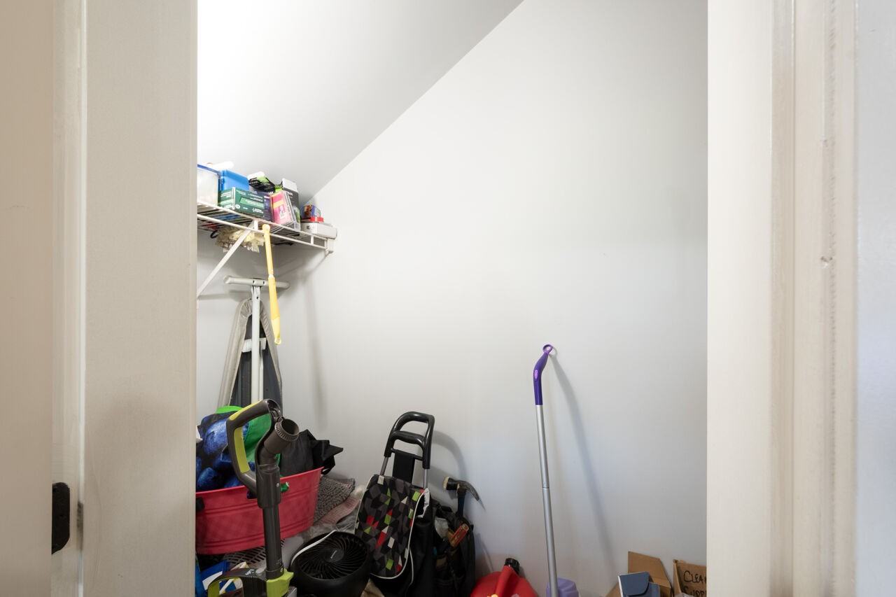 17551 Abbey Drive - Photo 6 of 9