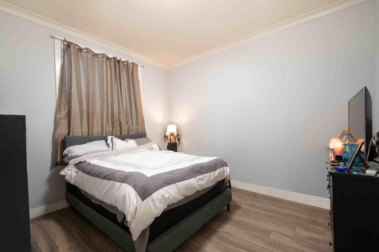 17551 Abbey Drive - Photo 3 of 9