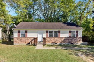 463 Kelly Ln - Photo 1 of 1