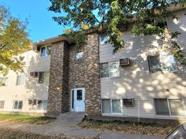 featured image of 1418 10th St S
