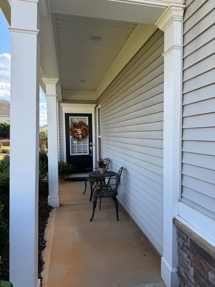 6527 Carolina Commons Dr - Photo 2 of 27