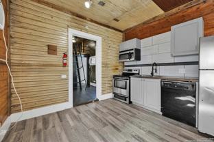 121 Howard St #1 - Photo 1 of 1
