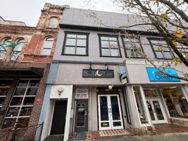 featured image of 254 E Clayton St