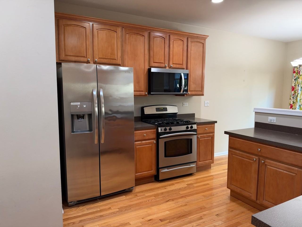 924 Elizabeth Dr - Photo 5 of 23