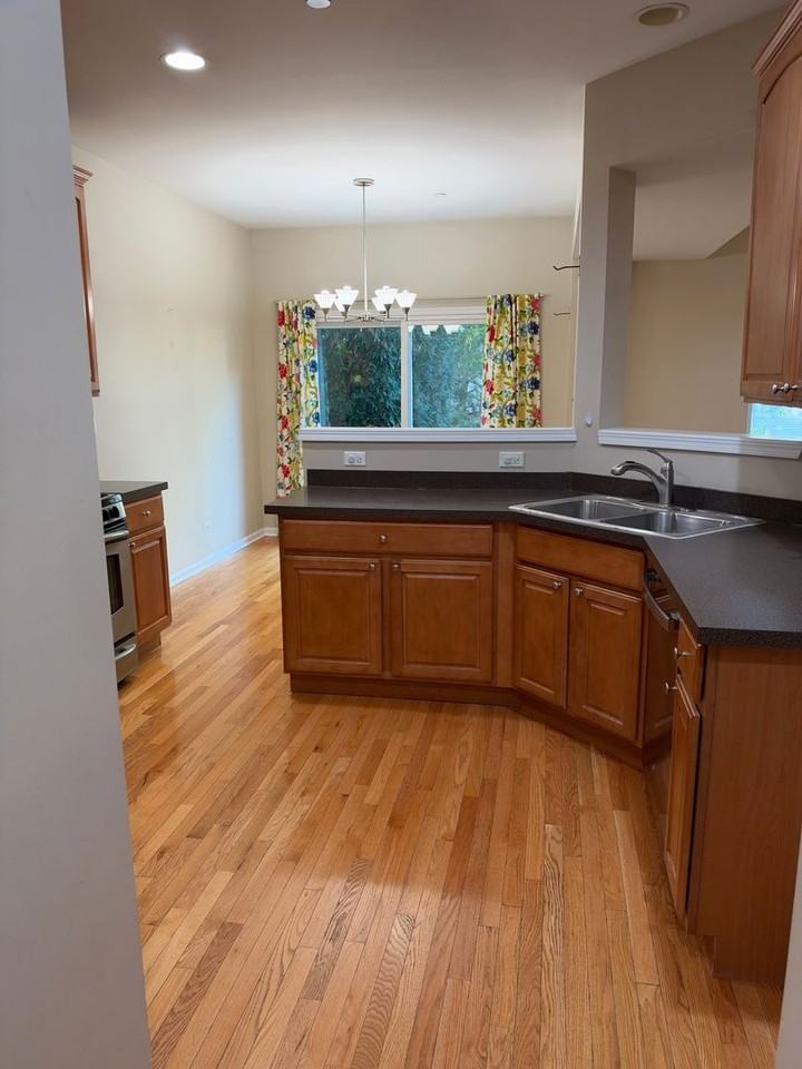 924 Elizabeth Dr - Photo 6 of 23
