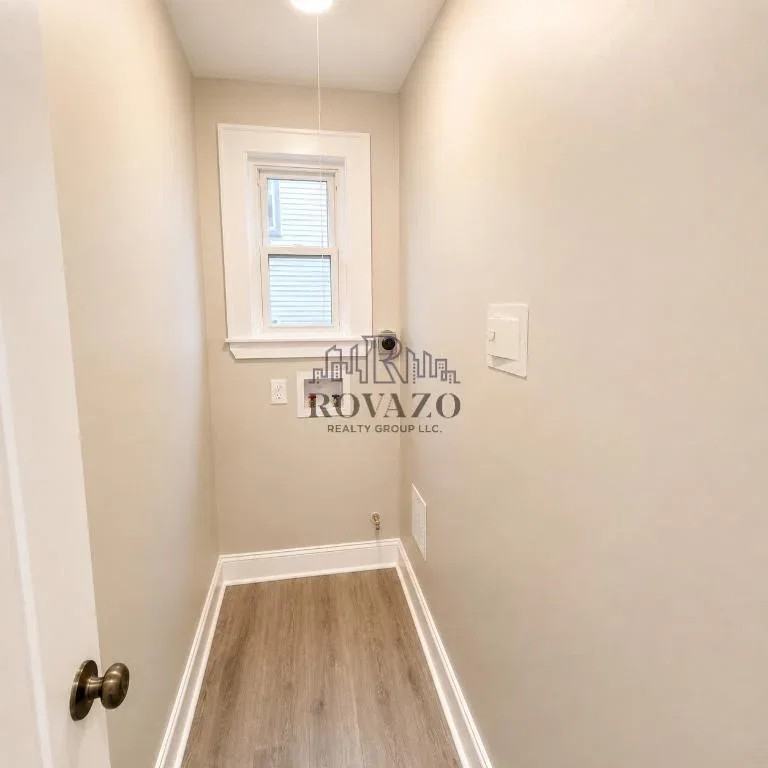 192 Shephard Ave #3B - Photo 7 of 7