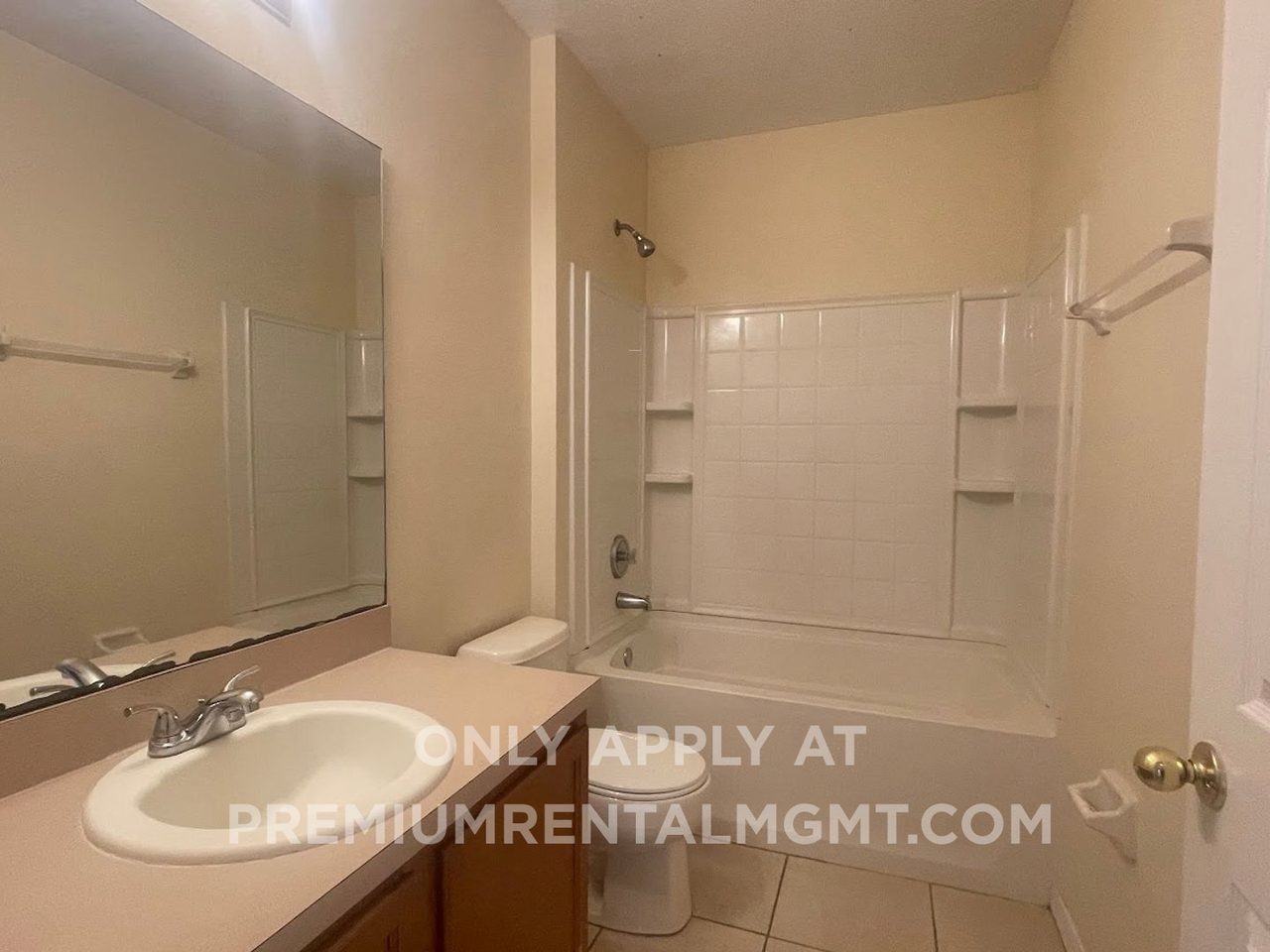 818 Fraser Dr - Photo 4 of 18
