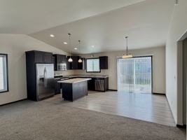 featured image of 951 Eaglewood Ave W