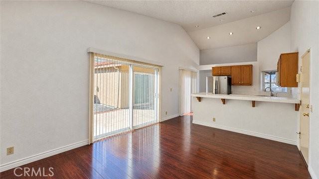 7934 E Saffron St - Photo 6 of 7