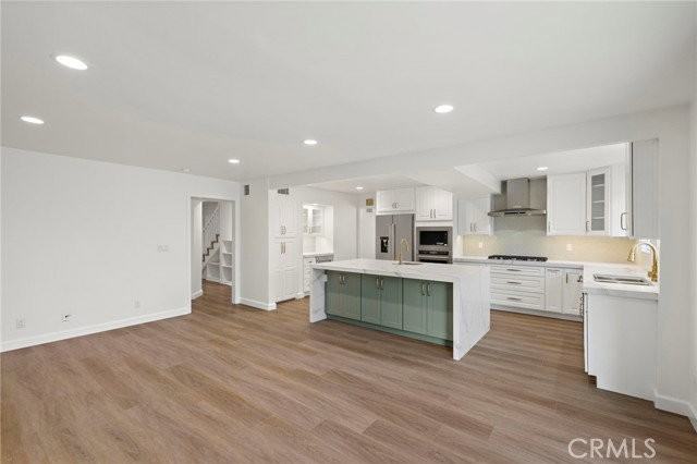 20152 Redlands Dr - Photo 4 of 8