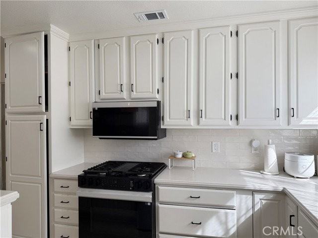 301 Lime St - Photo 7 of 8
