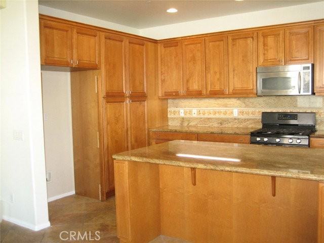 2119 Owens Dr - Photo 4 of 8
