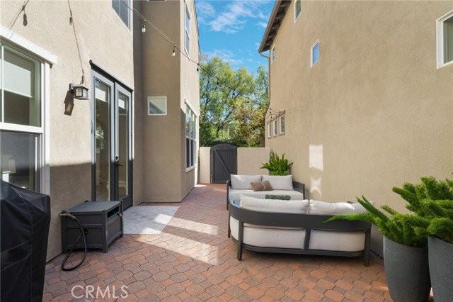66 Amy Way - Photo 4 of 6