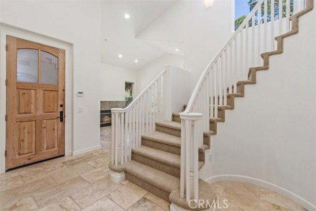 11 Sorrento Ct - Photo 2 of 8