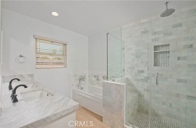 17343 Martha St - Photo 7 of 8
