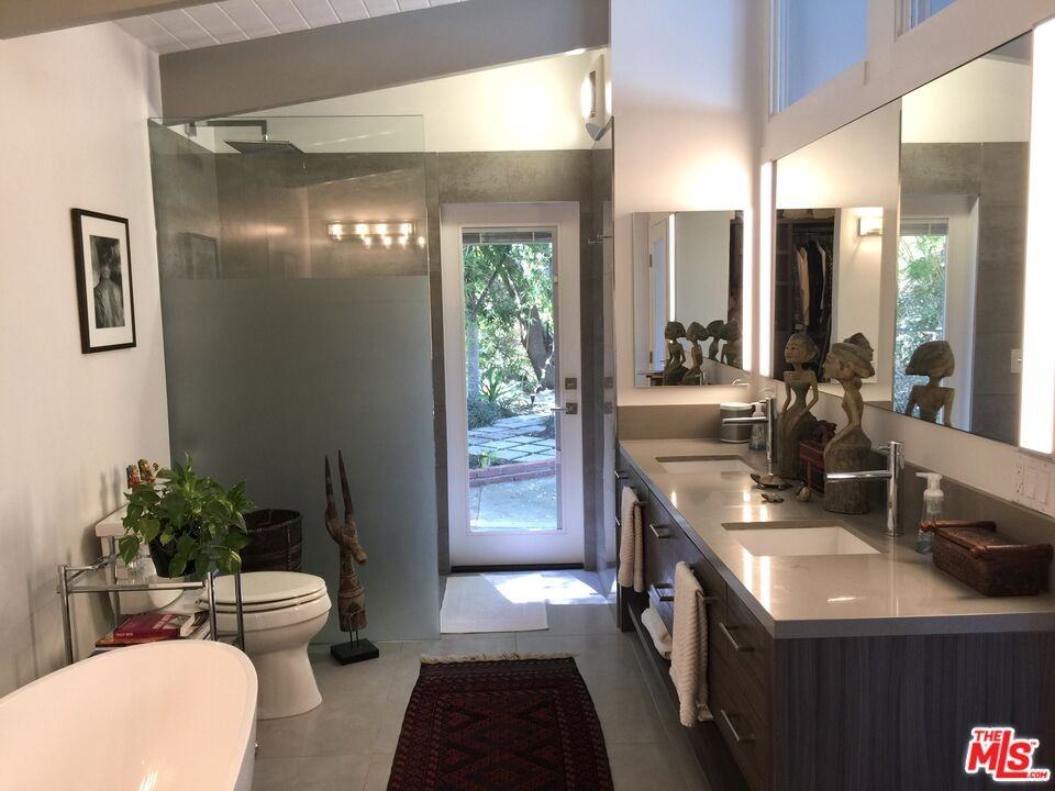 4620 Balboa Ave - Photo 3 of 8