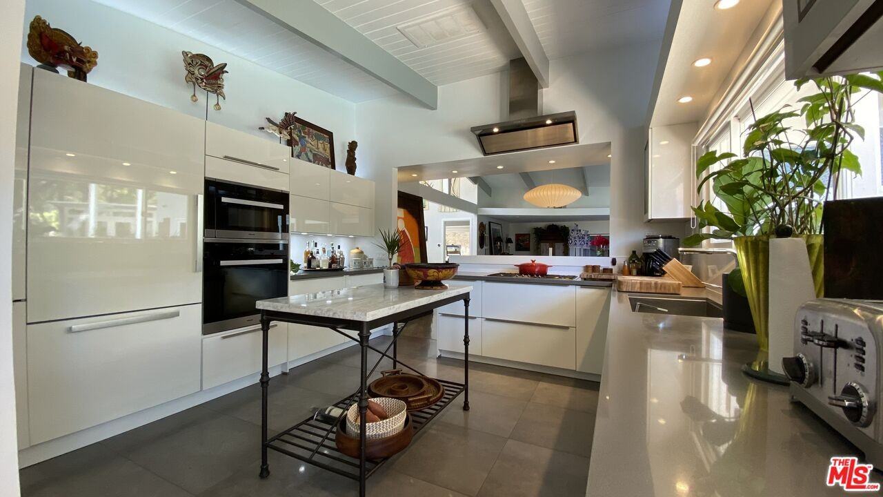 4620 Balboa Ave - Photo 7 of 8