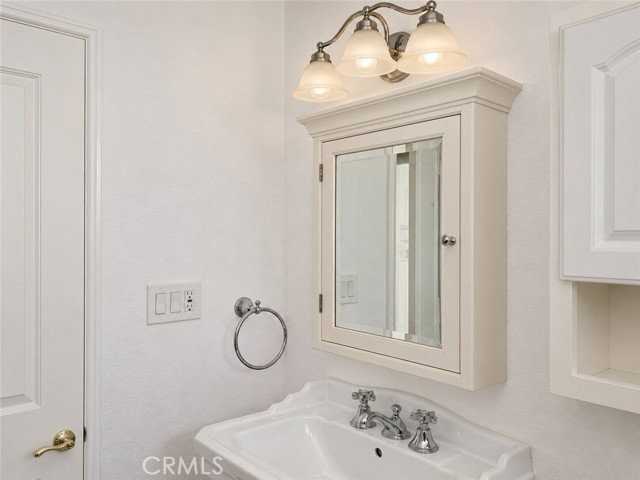 970 Pepperhill Rd - Photo 5 of 5