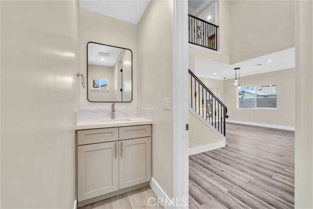 2211 W Merced Ave - Photo 5 of 8